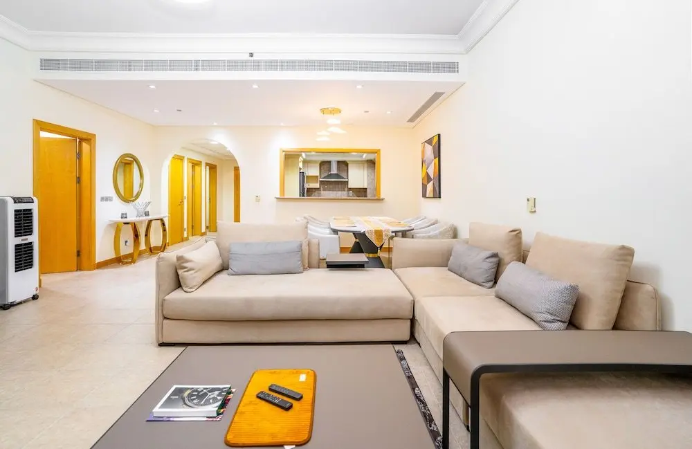 Дубай: HomesGetaway - 2BR in Shoreline 17 Palm