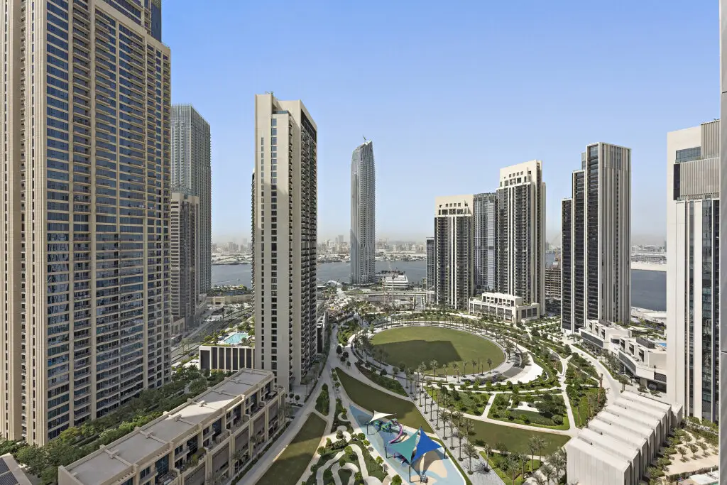 Дубай: Апартаменты WelHome - Stunning Apartment With Sea Views in Creek Harbour