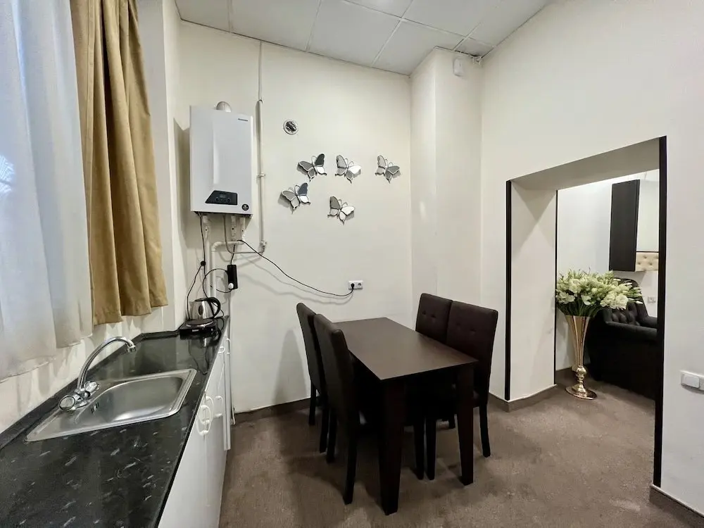 Ереван: Tumanyan Apartment YVN