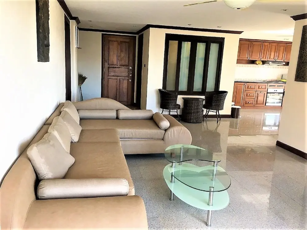 Паттайя: Royal Hill Resort Pattaya Corner Condo With sea & Pool Views