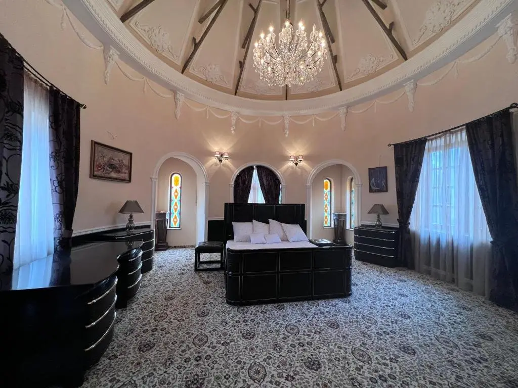 Бюракан: The House