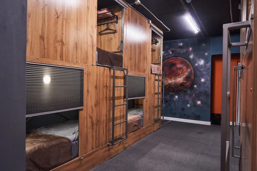 Алматы: Отель Gagarin Capsule
