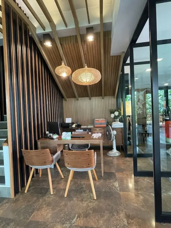 Самутсонгкхрам: The Bedrooms Maeklong Service Apartment