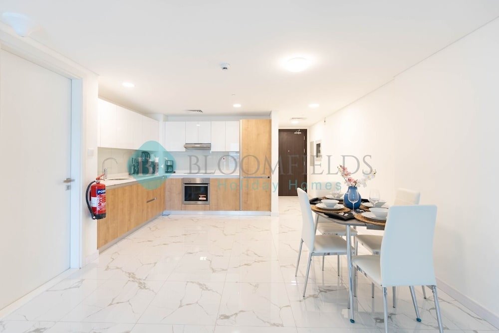Абу-Даби: Cozy Canal View Apartment - 206