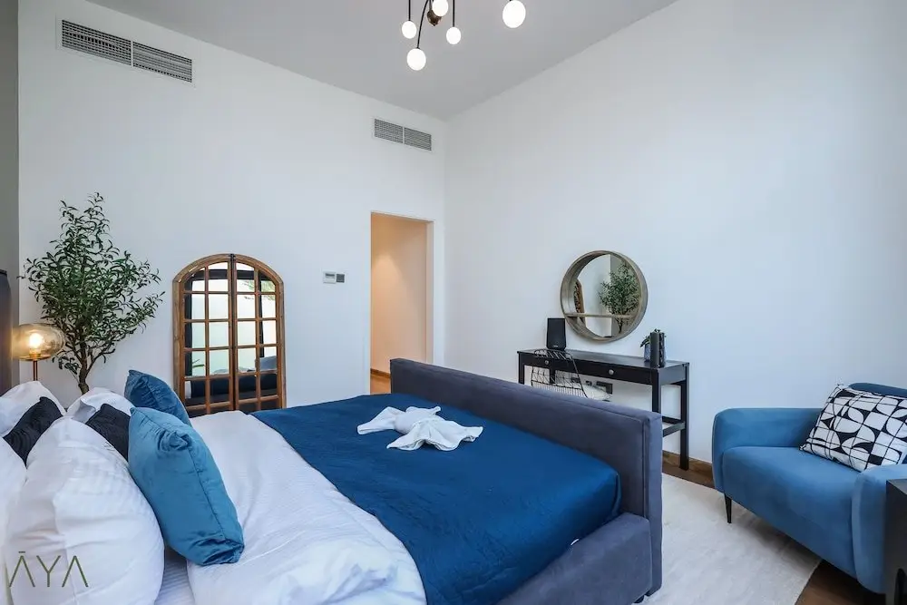 Абу-Даби: Aya - Oasis in Al Muntazah: 3BR Villa with Private Pool