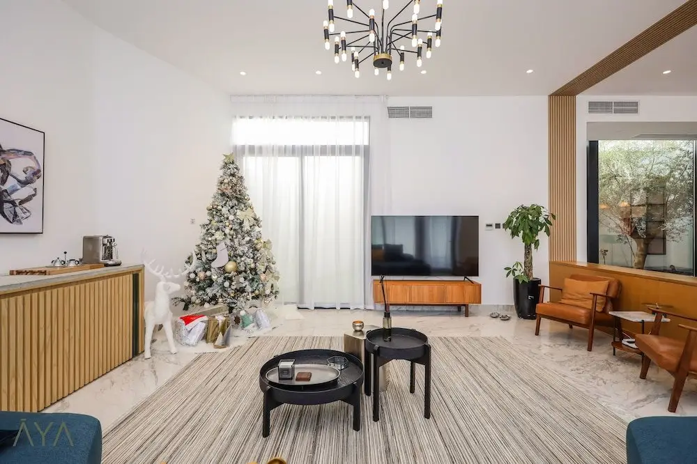 Абу-Даби: Aya - Oasis in Al Muntazah: 3BR Villa with Private Pool