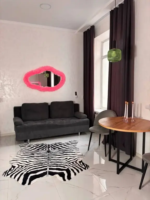Октябрьский: Квартира Rich House на Улице Садовое Кольцо 17а