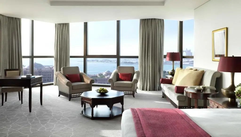Абу-Даби: Bab Al Qasr Hotel & Residences, a Beach Resort & Spa by Millennium