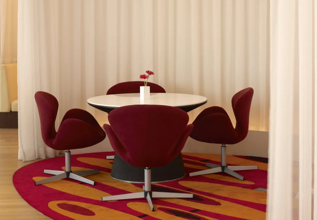 Бангкок: Park Plaza Sukhumvit Asoke Hotel