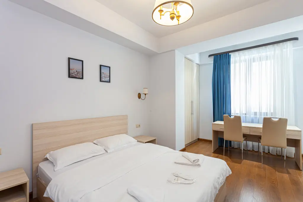 Апартаменты Stay Inn on Buzand Str 17-40 — фото 1