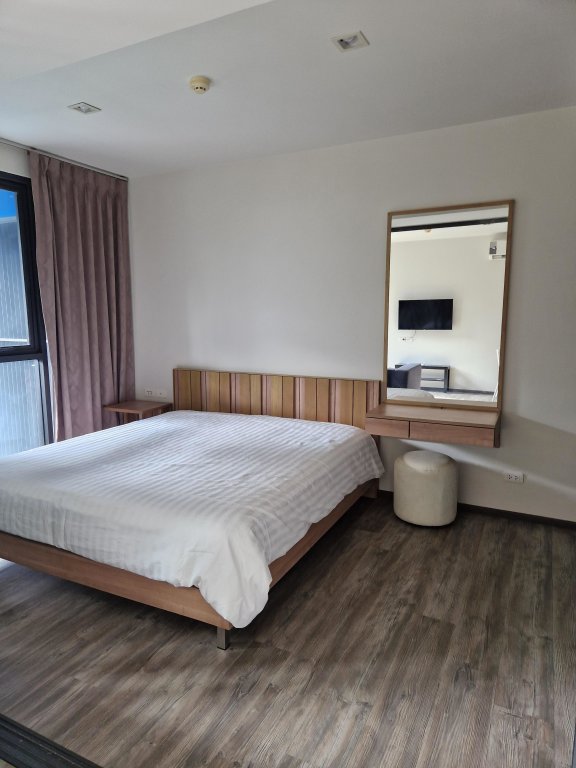 Кату: Апартаменты The Deck Patong