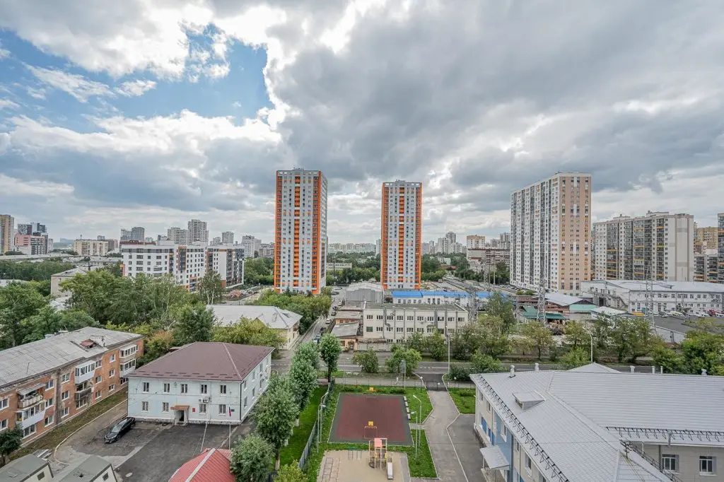 Екатеринбург: Лайт Апартаменты на переулке Шаронова 31