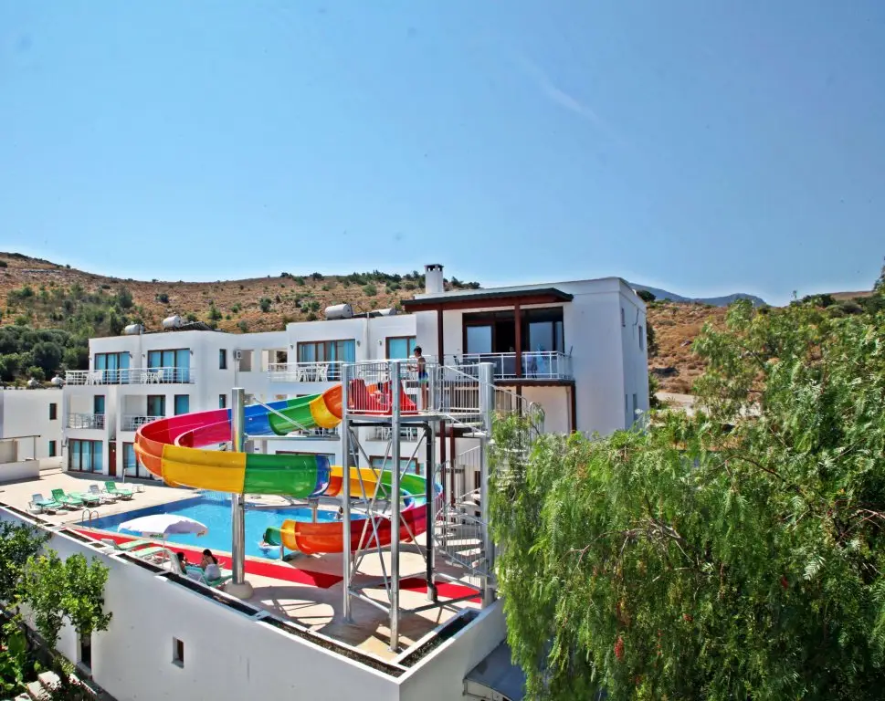 Гельтюркбюкю: Türkbükü Hill Hotel & Beach