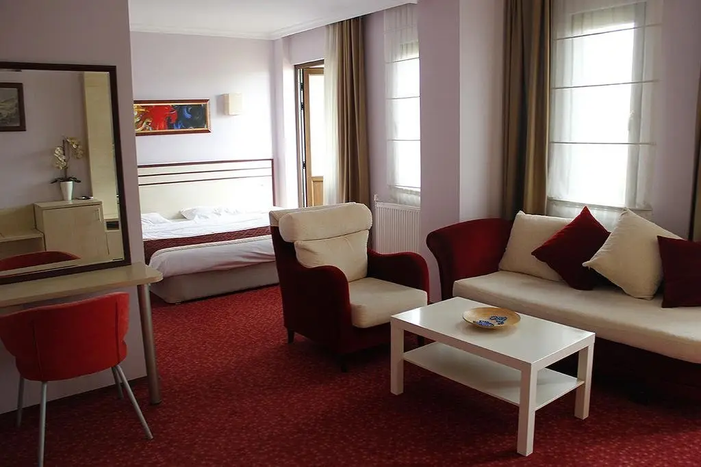 Сайл: Olinda Hotel