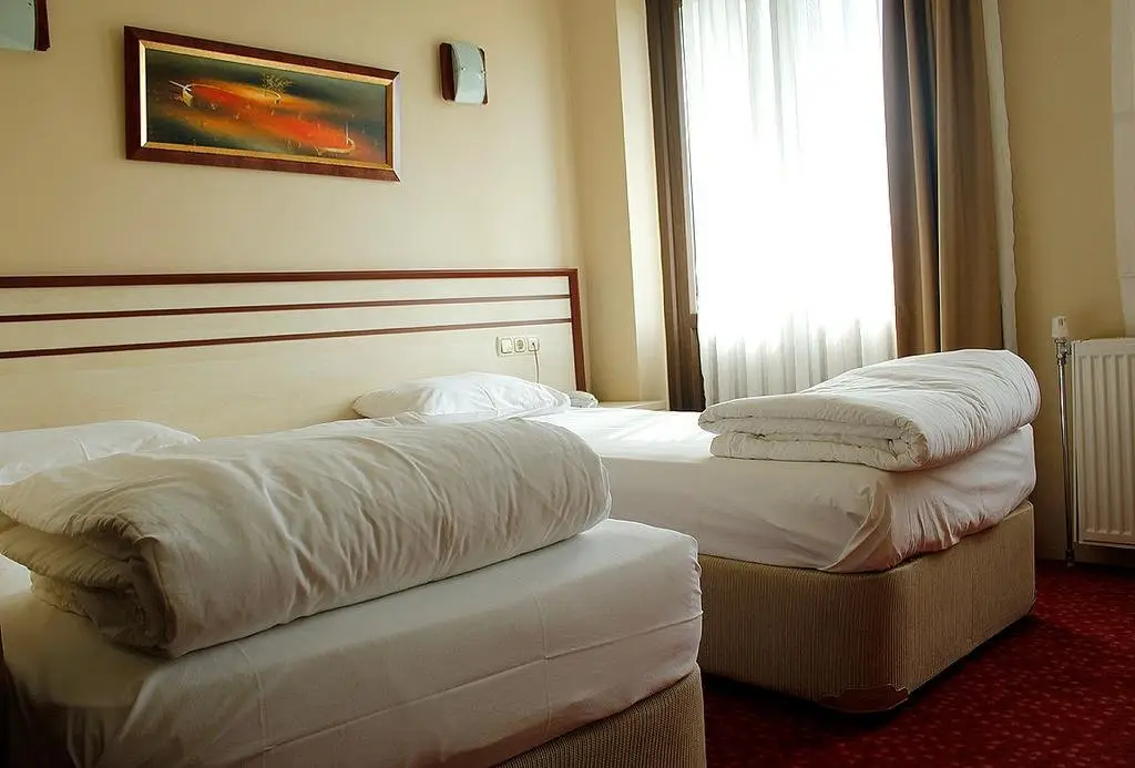 Сайл: Olinda Hotel