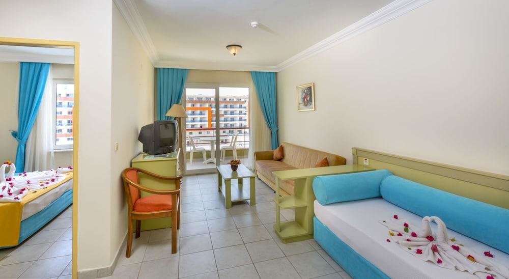 Аланья: Hotel Magnolia Suites