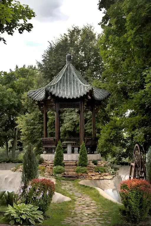 Петропавловское: Отель Отдыха и Впечатлений Золотой город