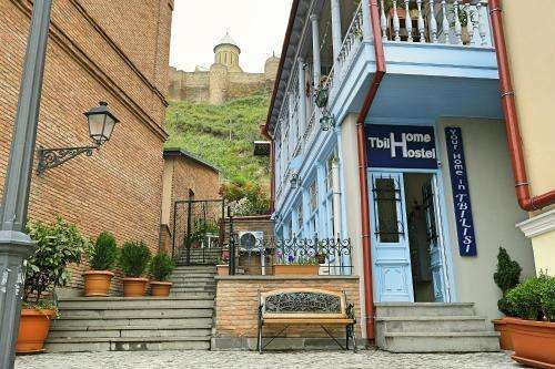 Тбилиси: Tbilhome Hostel
