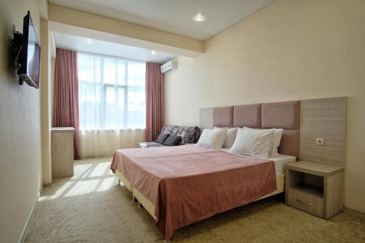 Лазаревское: Hotel Sun City