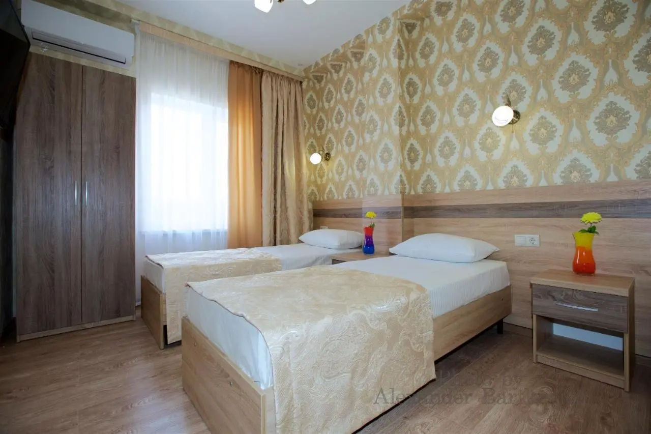 Витязево: Hotel Greek
