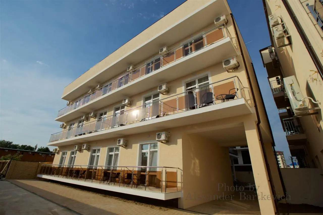 Витязево: Hotel Greek