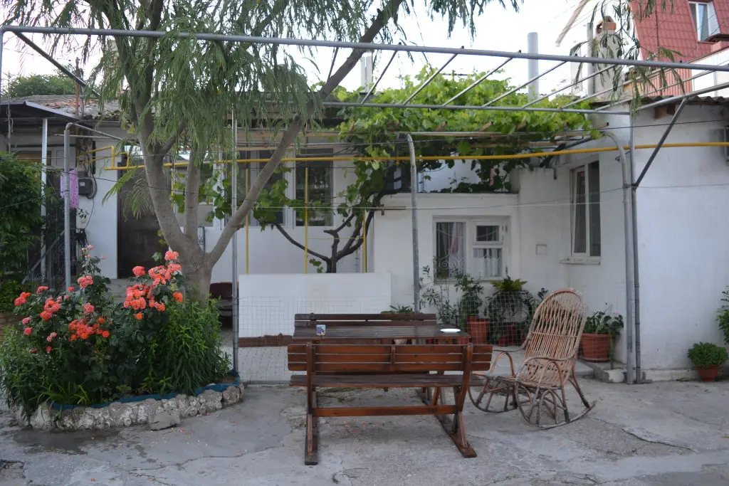 Евпатория: Гостевой дом Holiday Park
