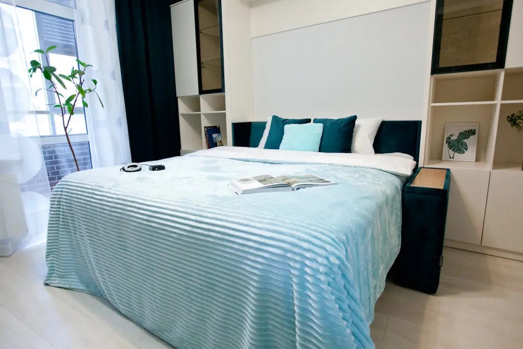 Санкт-Петербург: Квартира BookingPiter Бирюза Пионерская
