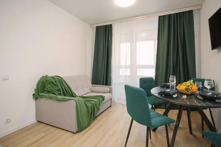 Ярославль: Uk "Atmocfepa" - Yevrodvushka Solnechny Bereg Apartments