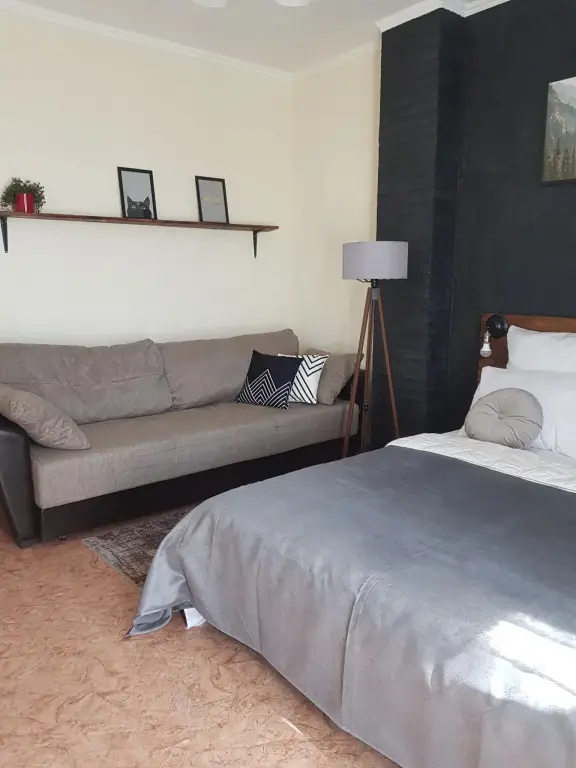 Нефтеюганск: Apartamenty v 6-om mikrorayone, 7