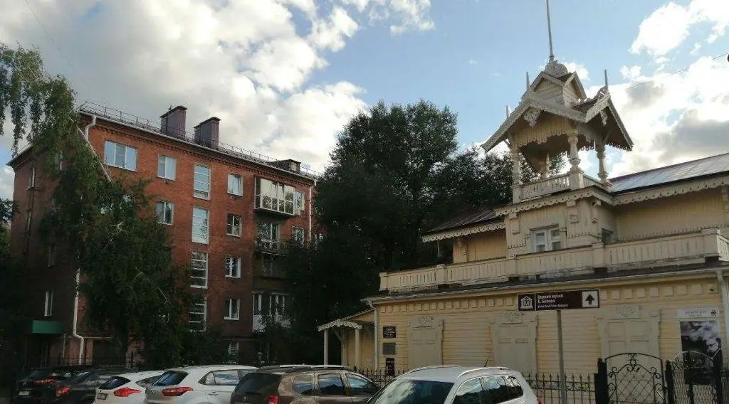 Омск: Апартаменты на улице Карла Маркса 10 корпус А