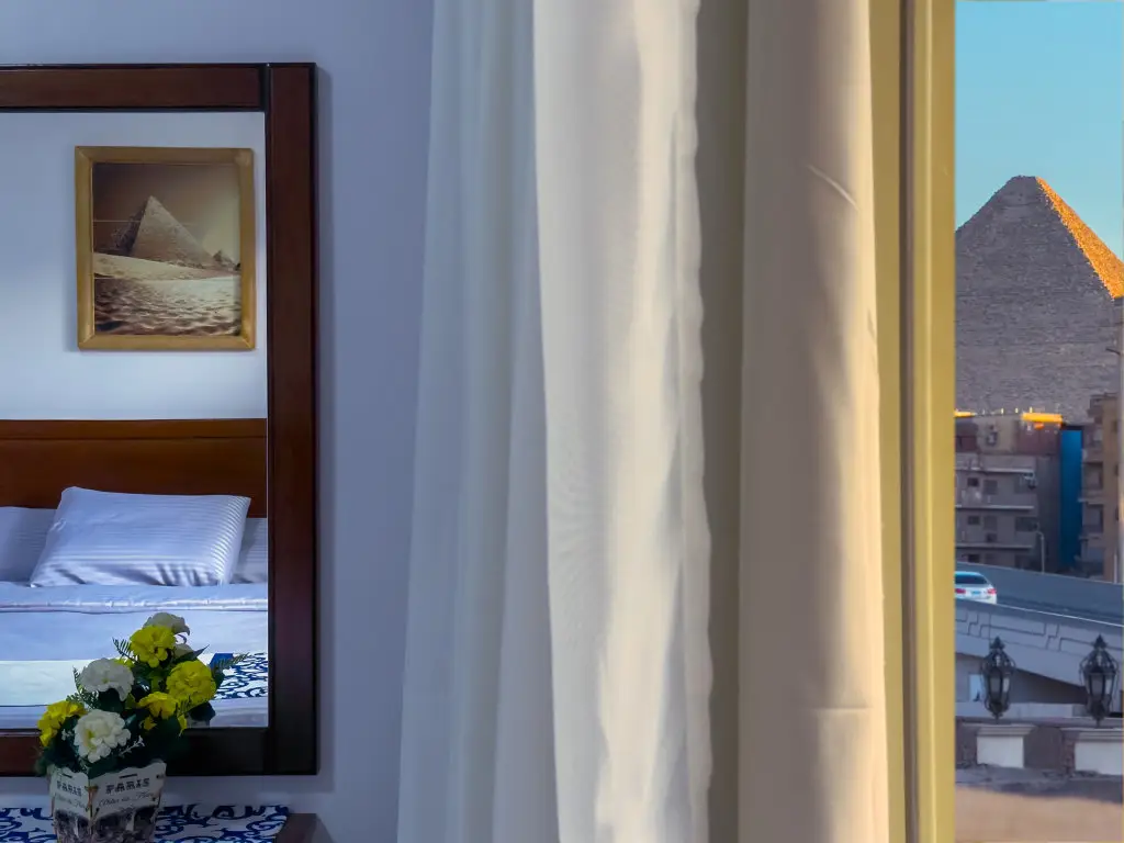 Гиза: Отель Royal Crown Hotel Giza Pyramids View