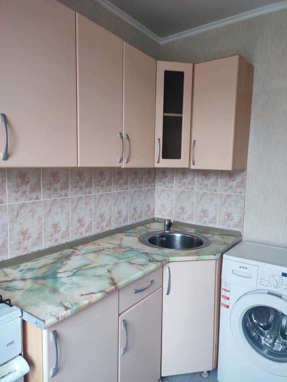 Магнитогорск: Однокомнатна я квартира по ул. Бориса Ручьева 8/1