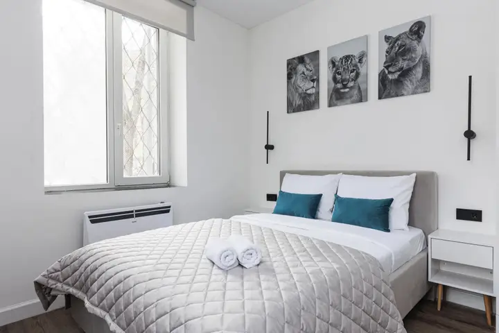 Москва: Apartments Ярцевская 1-2