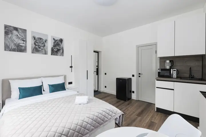 Москва: Apartments Ярцевская 1-2