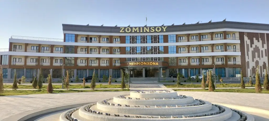 Заамин: Отель Zominsoy