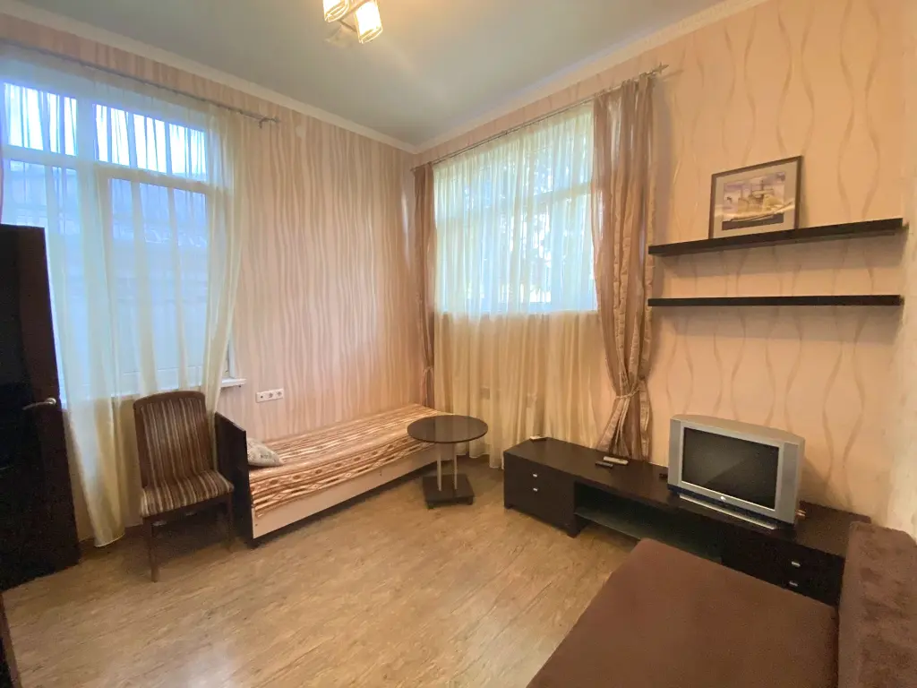 Геленджик: Апартаменты 225 Курзальная 5
