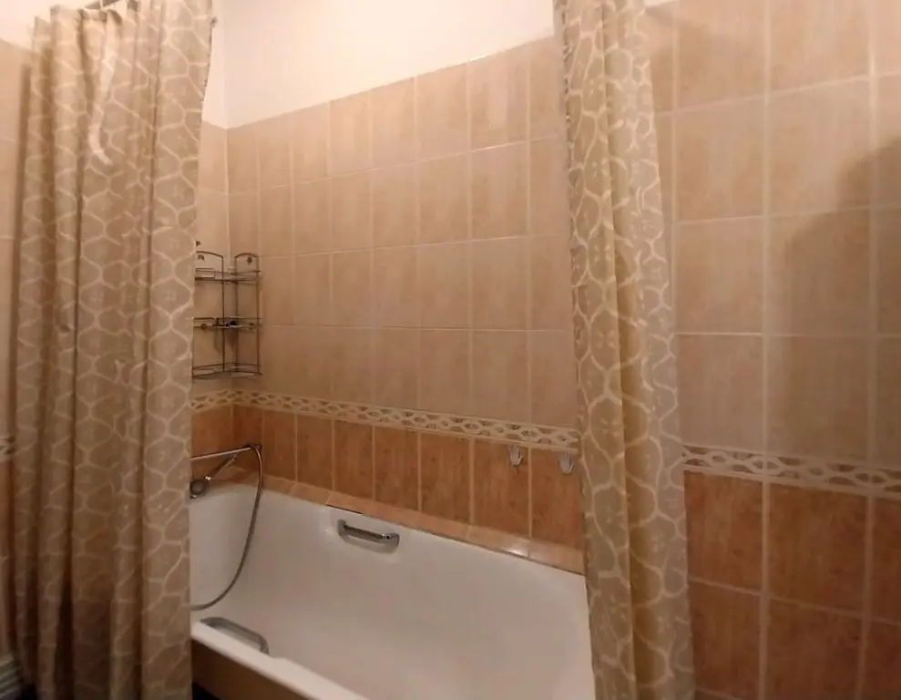 Санкт-Петербург: Квартира 1к Квартира 40м² 2/18 Эт