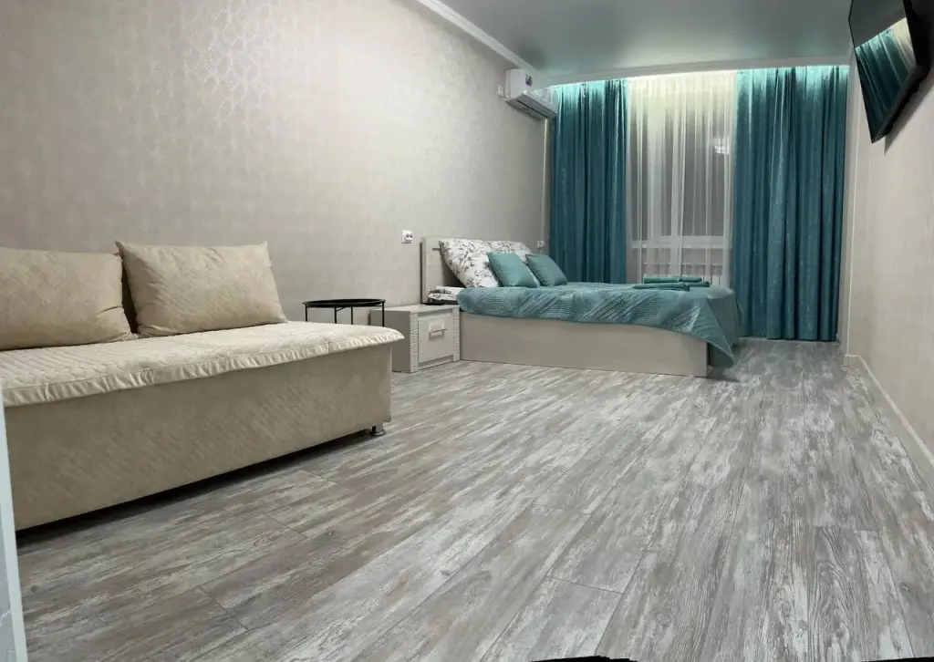 Минеральные Воды: Квартира Sutki Rent в центре Минеральных Вод