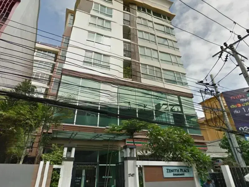 Zenith Place Condominium — фото 1