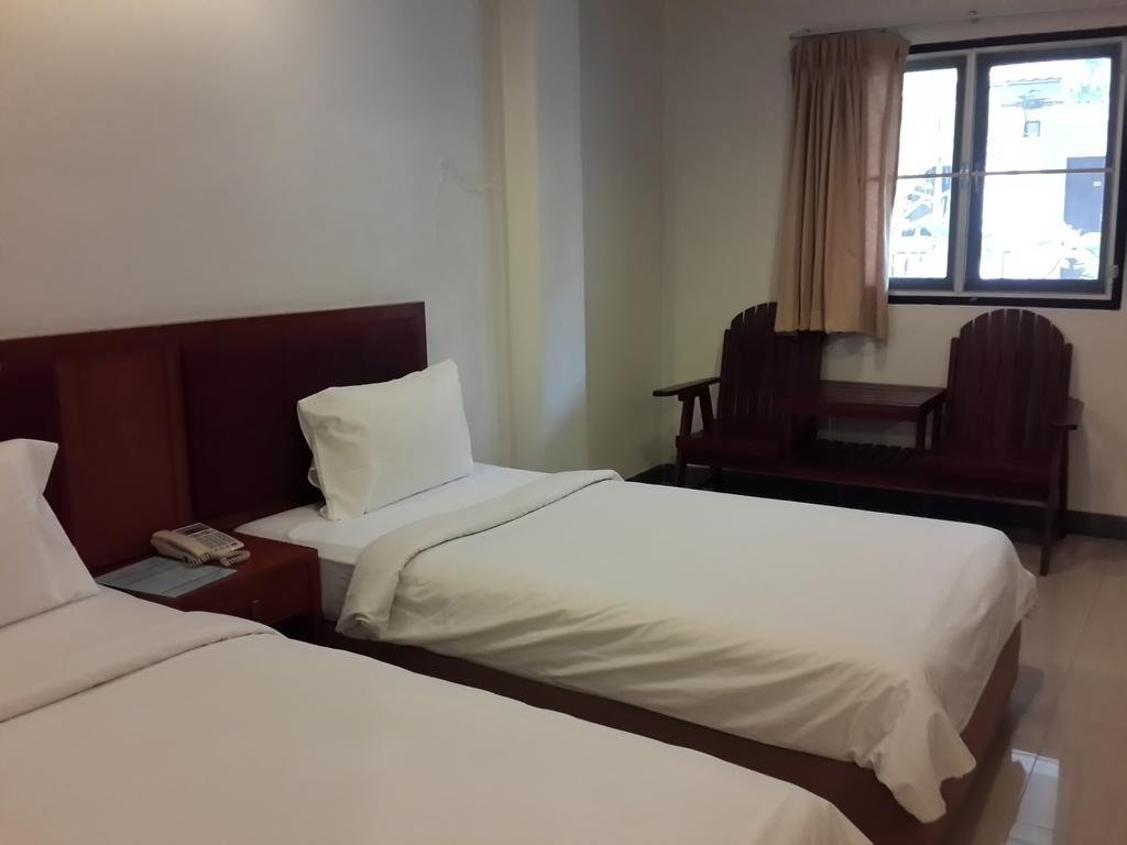 Накхон-Патхом: Phanthong Hotel