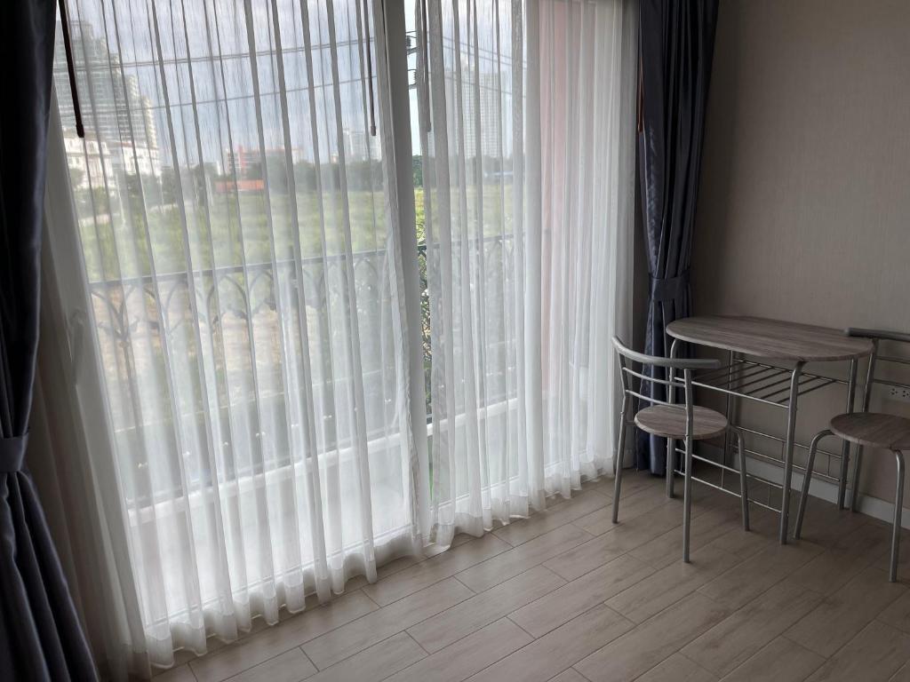 Паттайя: Seven Seas Condo Resort Jomtien