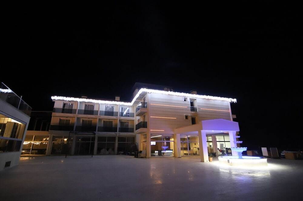 Усак: Usak Yalim Garden Park Otel