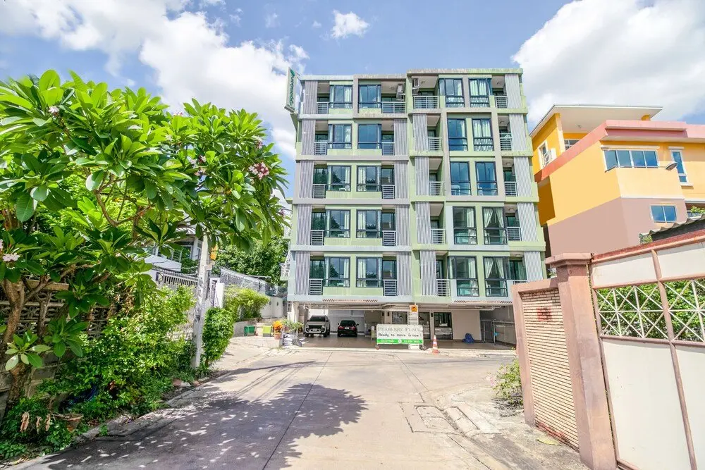 Бангкок: Peaberry Place Apartment by OYO Rooms