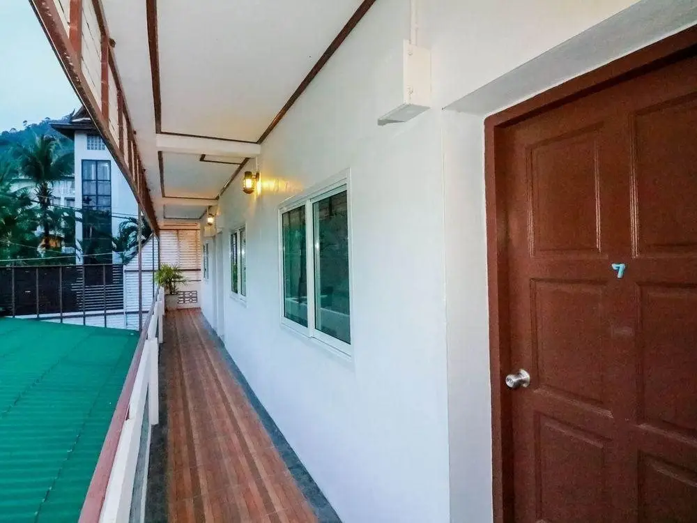 Кату: At We Patong hostel by NIDA Rooms