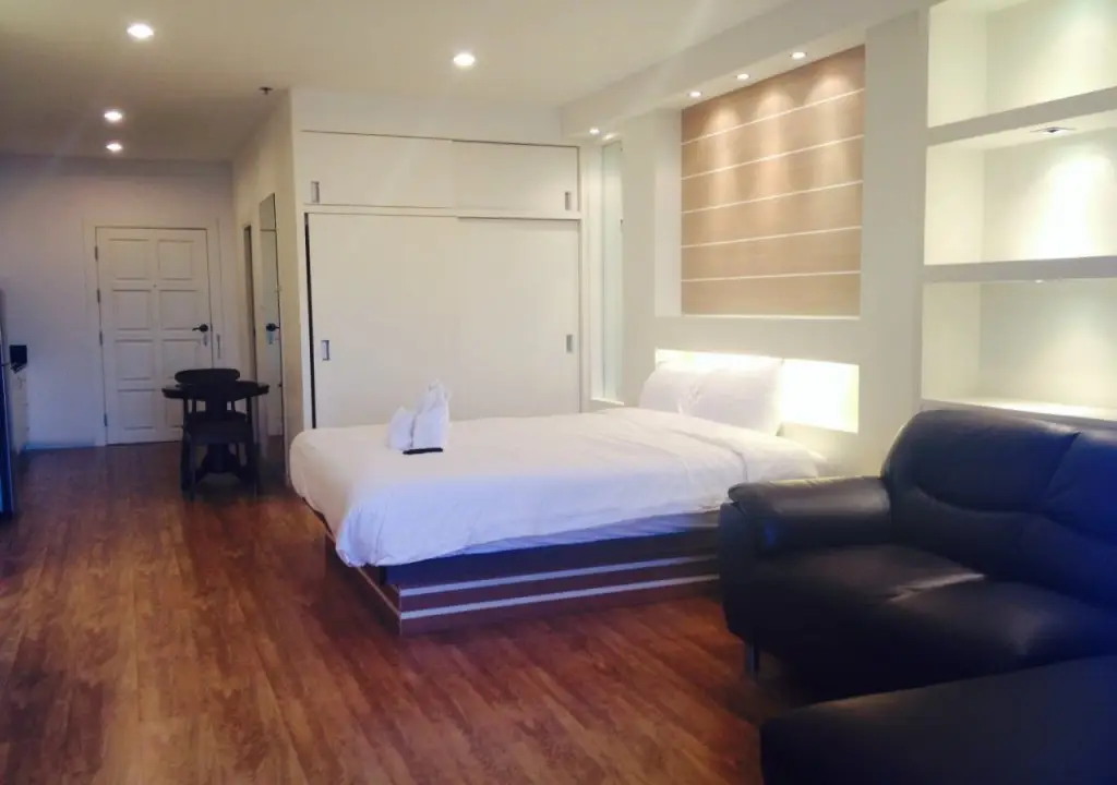 View Talay 6 Pattaya Beach Condominium — фото 1