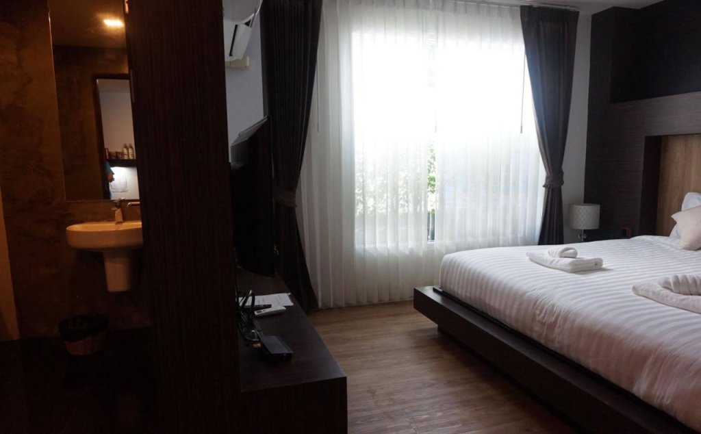 Пхуттхаисонг: Atitaya Hotel