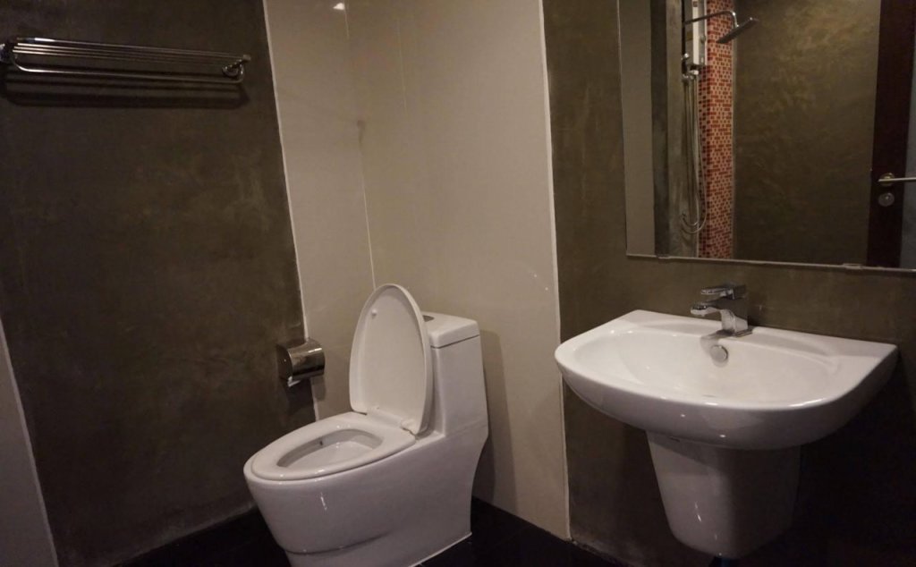 Пхуттхаисонг: Atitaya Hotel