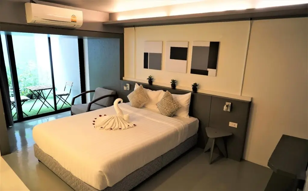 Бангкок: Silom Studio