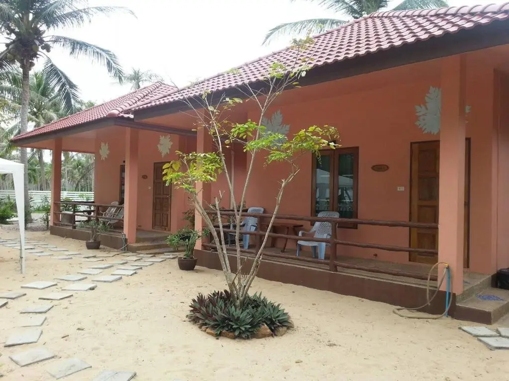 Банг-Сапхан: Prayook Resort Beach And Lagoon