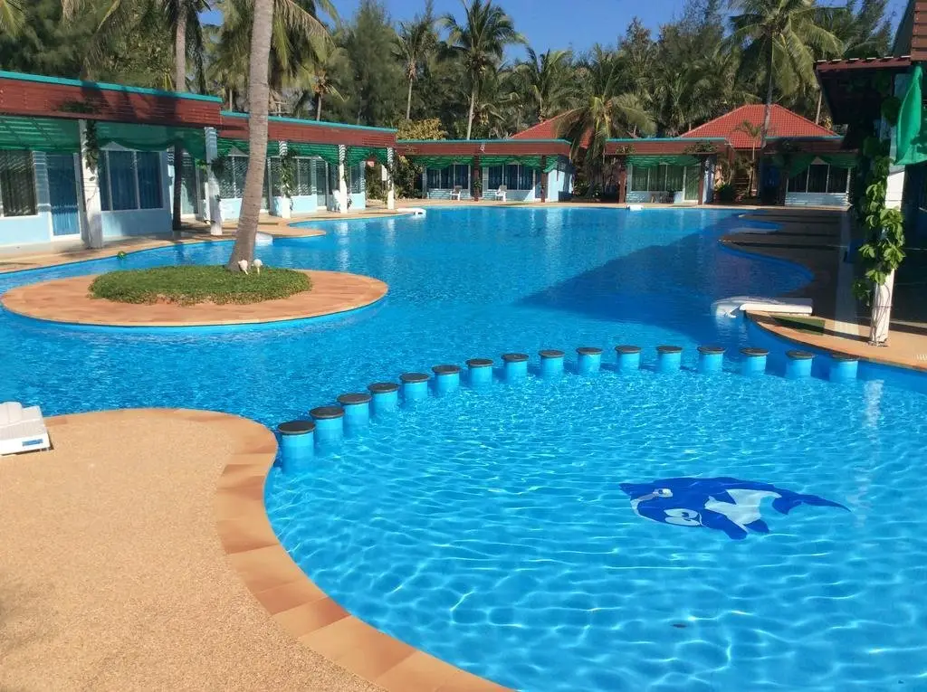 Банг-Сапхан: Prayook Resort Beach And Lagoon